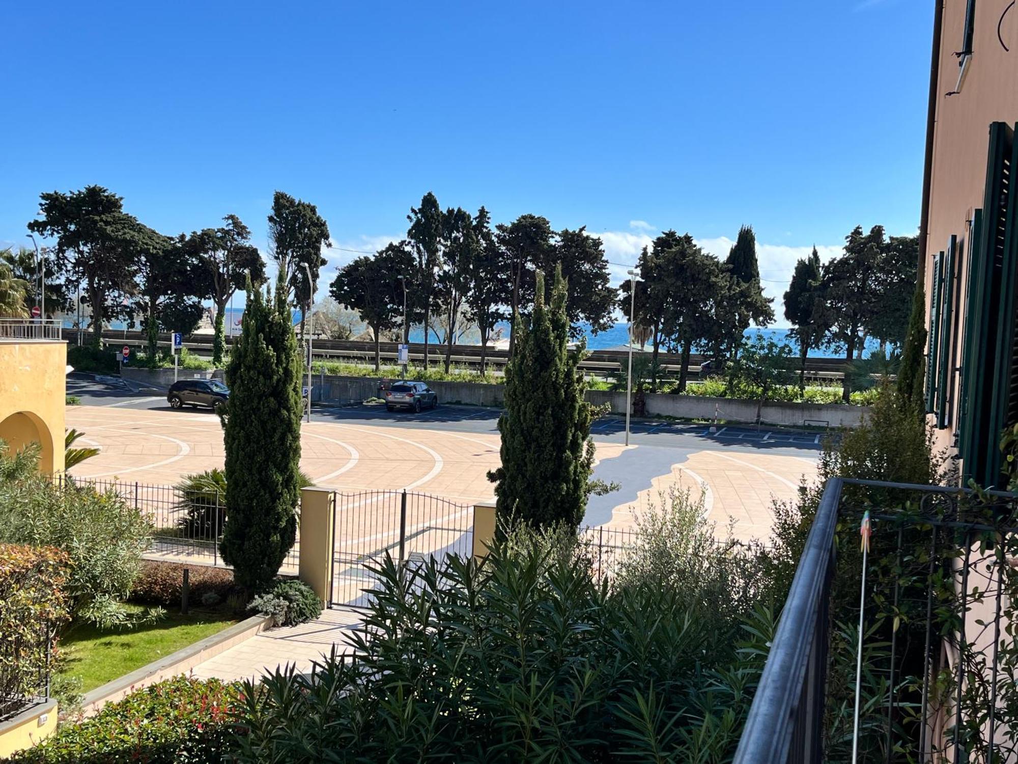 Studio Mer Piscine Cala Di Sole Imperia Italie Mono Locale Une Seule Piece Bagian luar foto