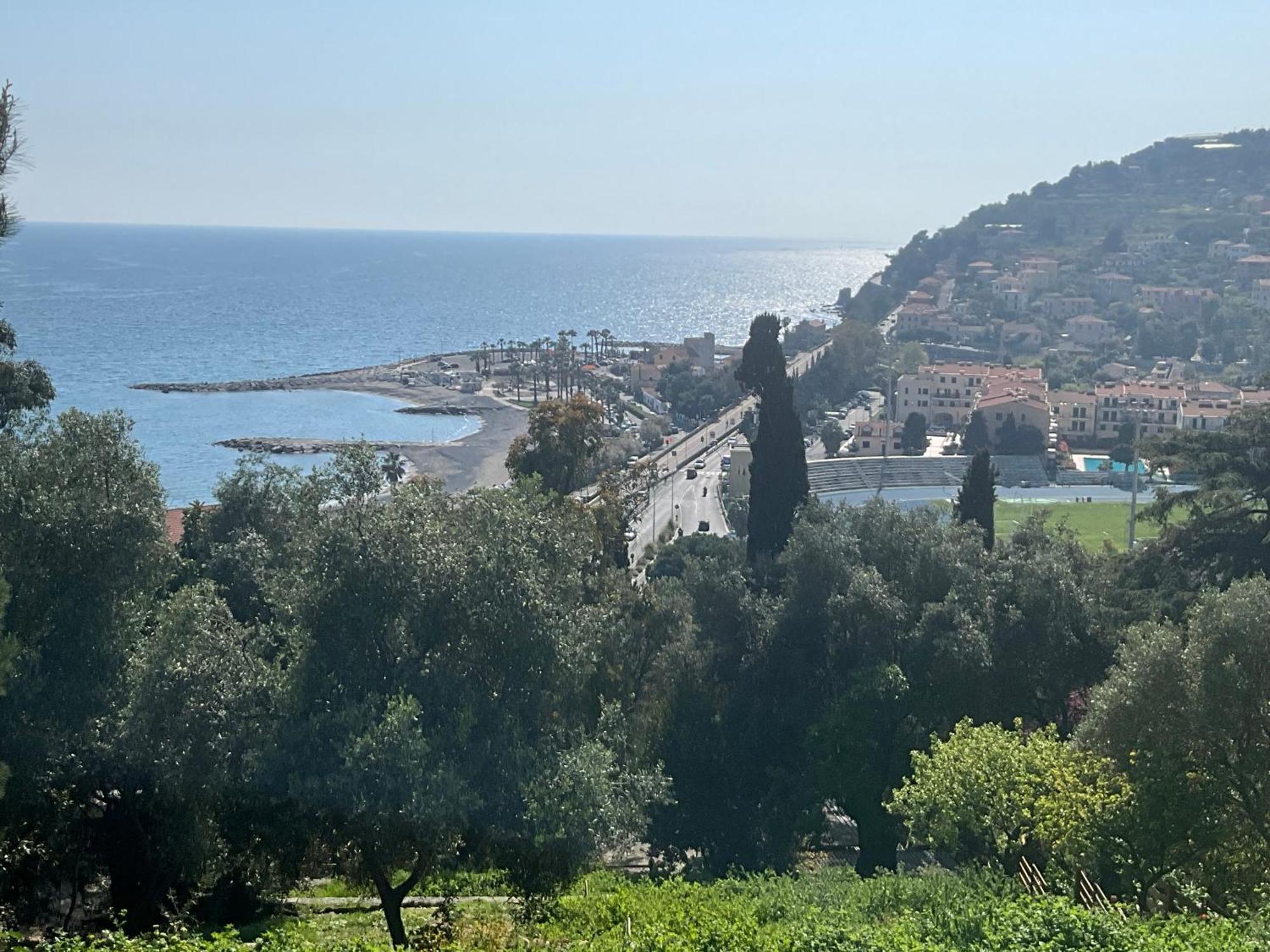 Studio Mer Piscine Cala Di Sole Imperia Italie Mono Locale Une Seule Piece Bagian luar foto